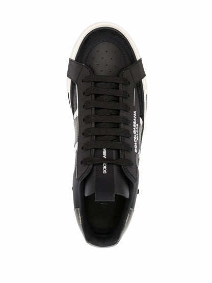 D&amp;G Calfskin 2.zero Custom Sneakers With Contrasting Details
