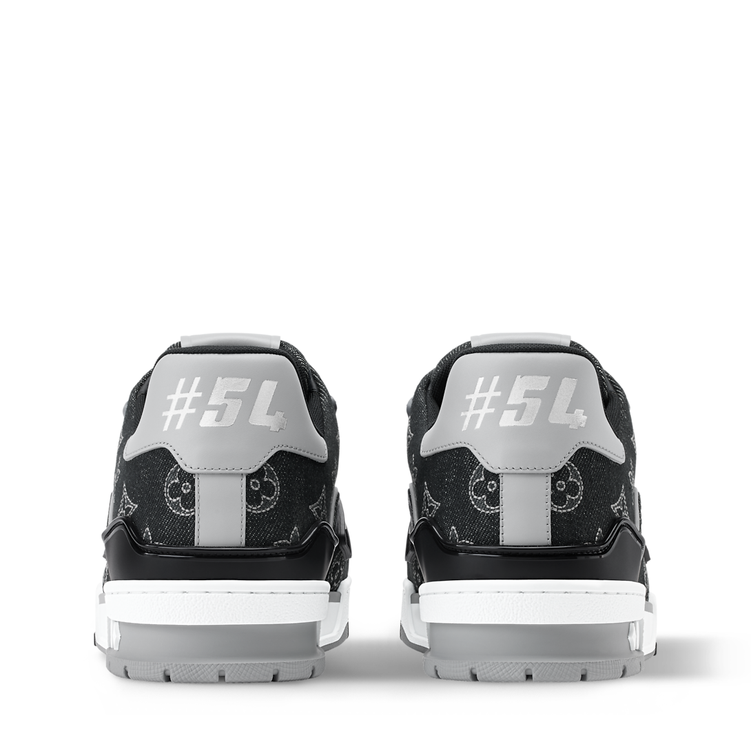 LV Trainer Sneaker 1AJ340